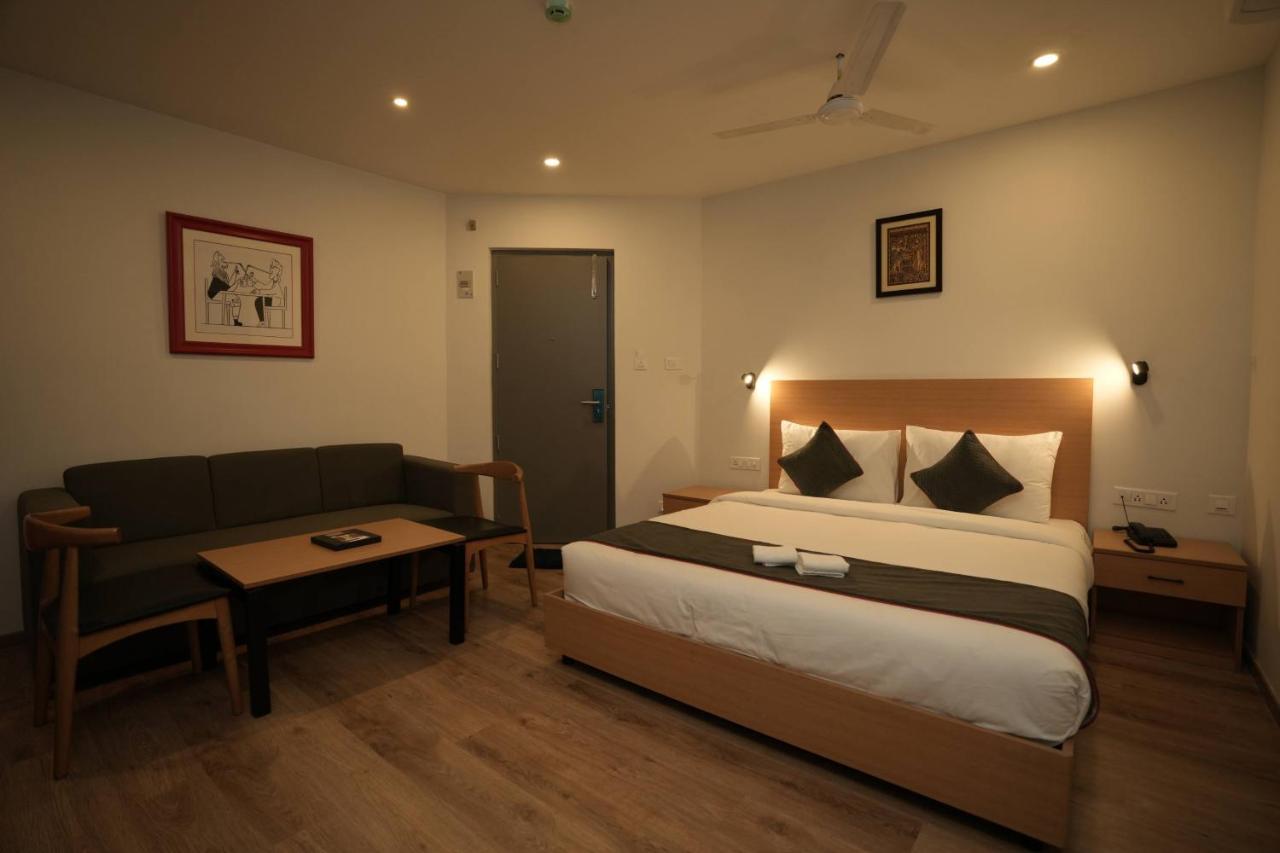 Grand Ganpat Hotell Vellore Eksteriør bilde